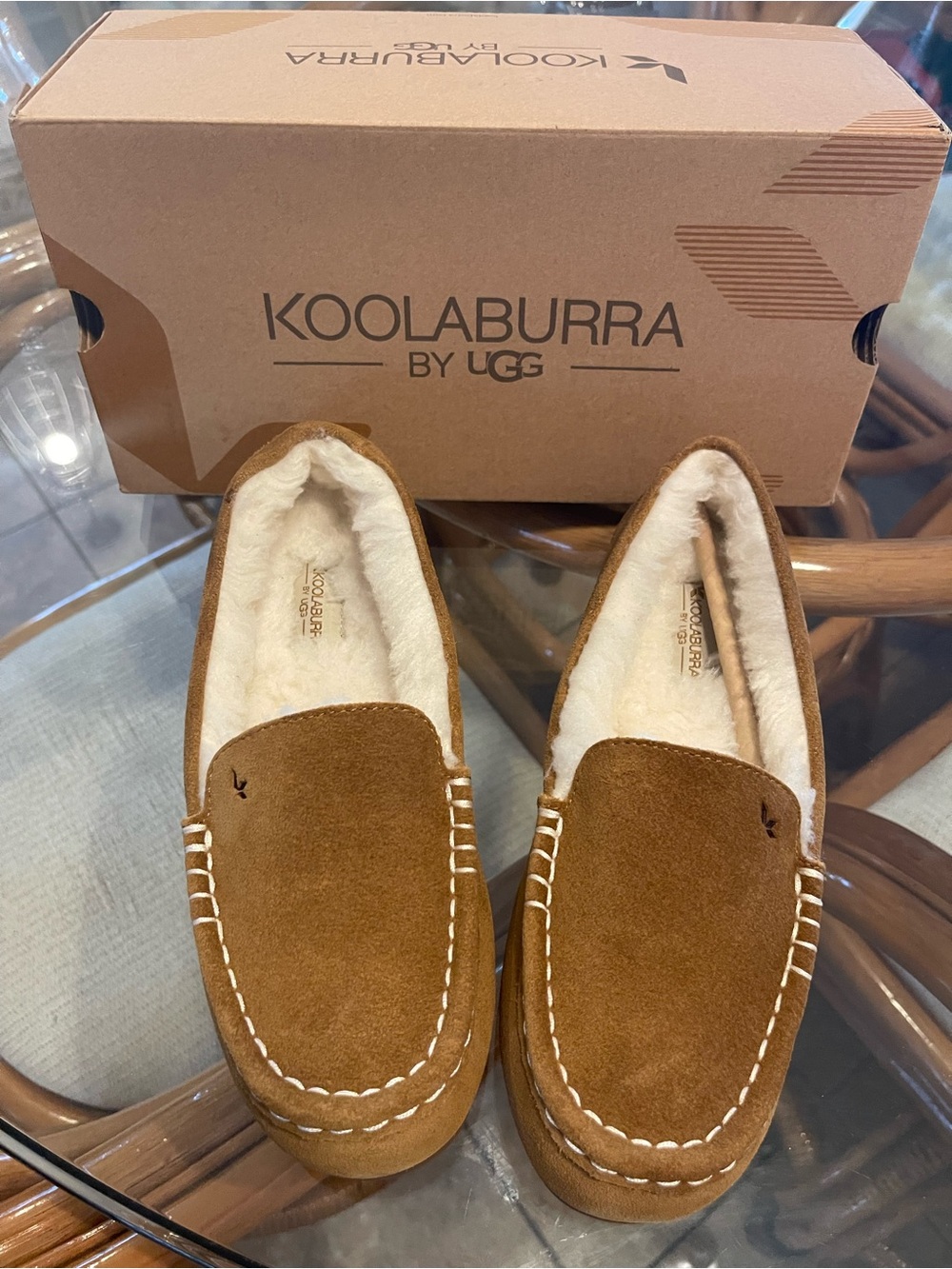 Koolaburra women’s Chestnut Suede Moccasin Slippers